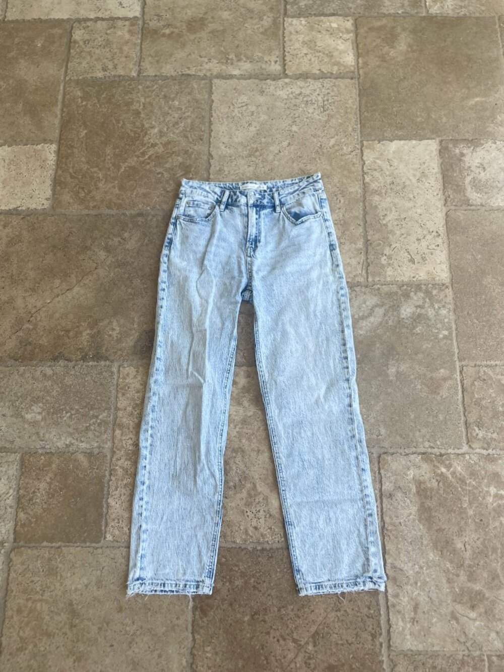 Altar'd State Women's Light Wash Jeans